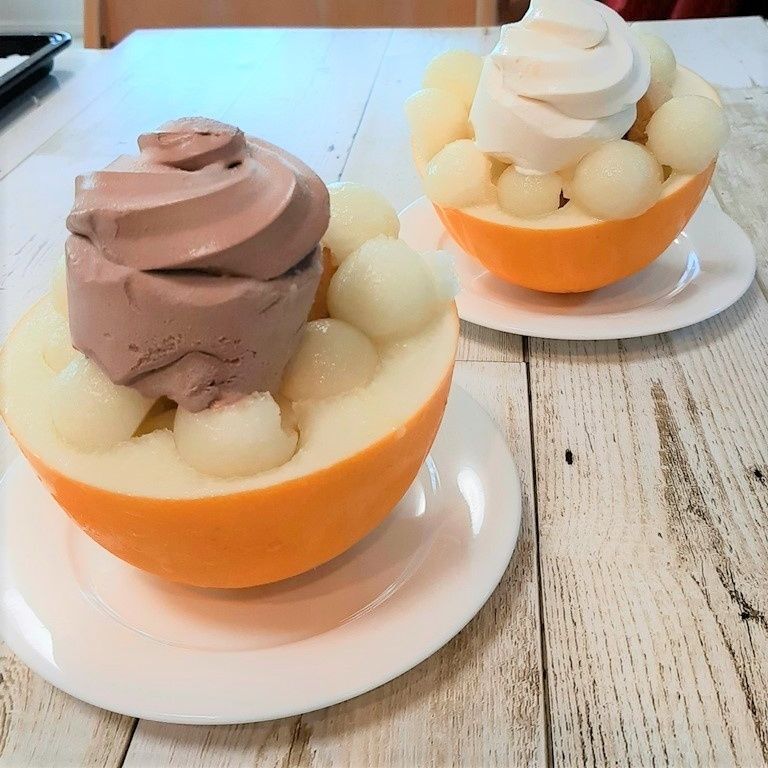 アイスをのせる