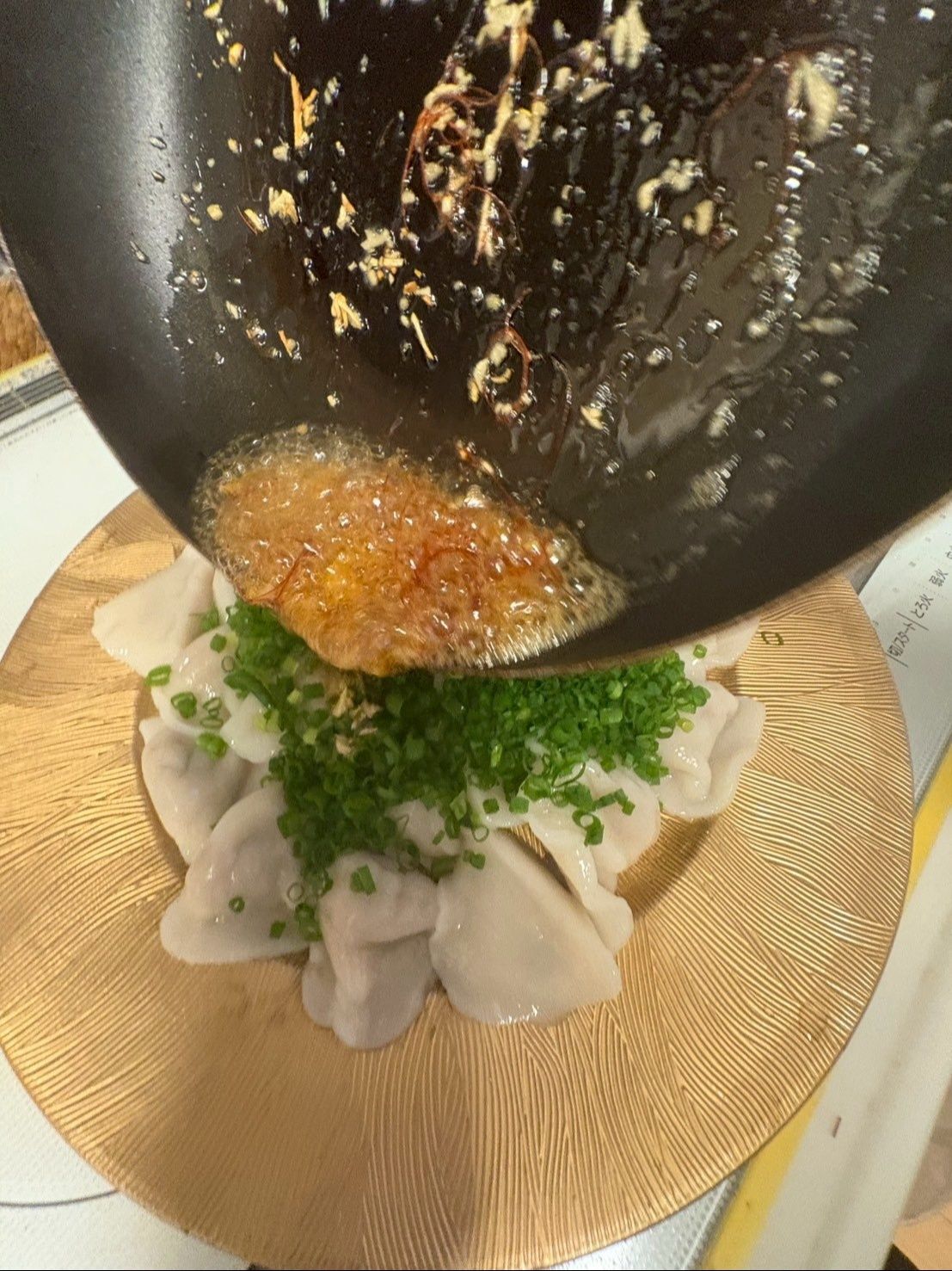 熱々で上からかけて完成です！