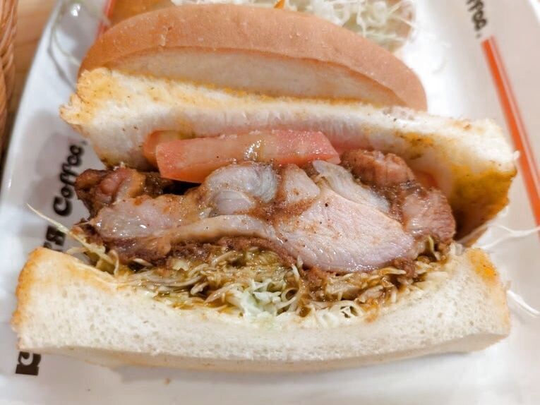 【コメダ珈琲店】夏限定サンドが想像以上にスパイシー＆美味でした！！