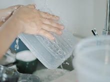 【やりがちだけど実はNG！】保存容器、正しく消毒できてる？今の時期こそ見直し必須！