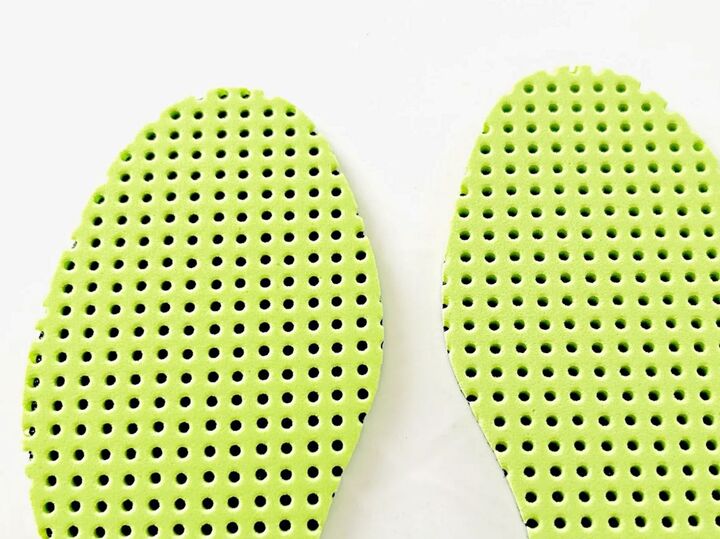 【キャンドゥ】たった110円なら試す価値アリ!!蒸し暑い日の“ムレムレ不快感”から即・解放!