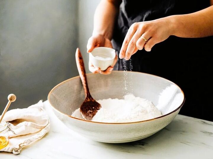 「薄力粉」と「小麦粉」の違い、正しく言えたら天才!