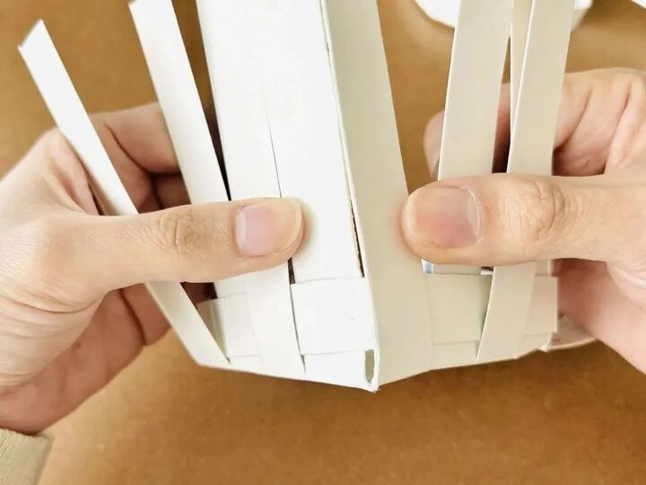 『牛乳パック』を編んでみたら…おしゃれ雑貨に大変身!捨てちゃう前にやってみて♪