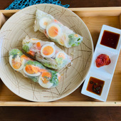 テーブルいっぱい華やか！ベトナム料理ライスペーパー「ゴイクン」