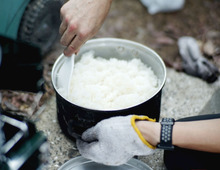 やっぱりキャンプめしが最高♡憧れの『メスティン炊飯』に挑戦！【はじめてのキャンプめし#09】