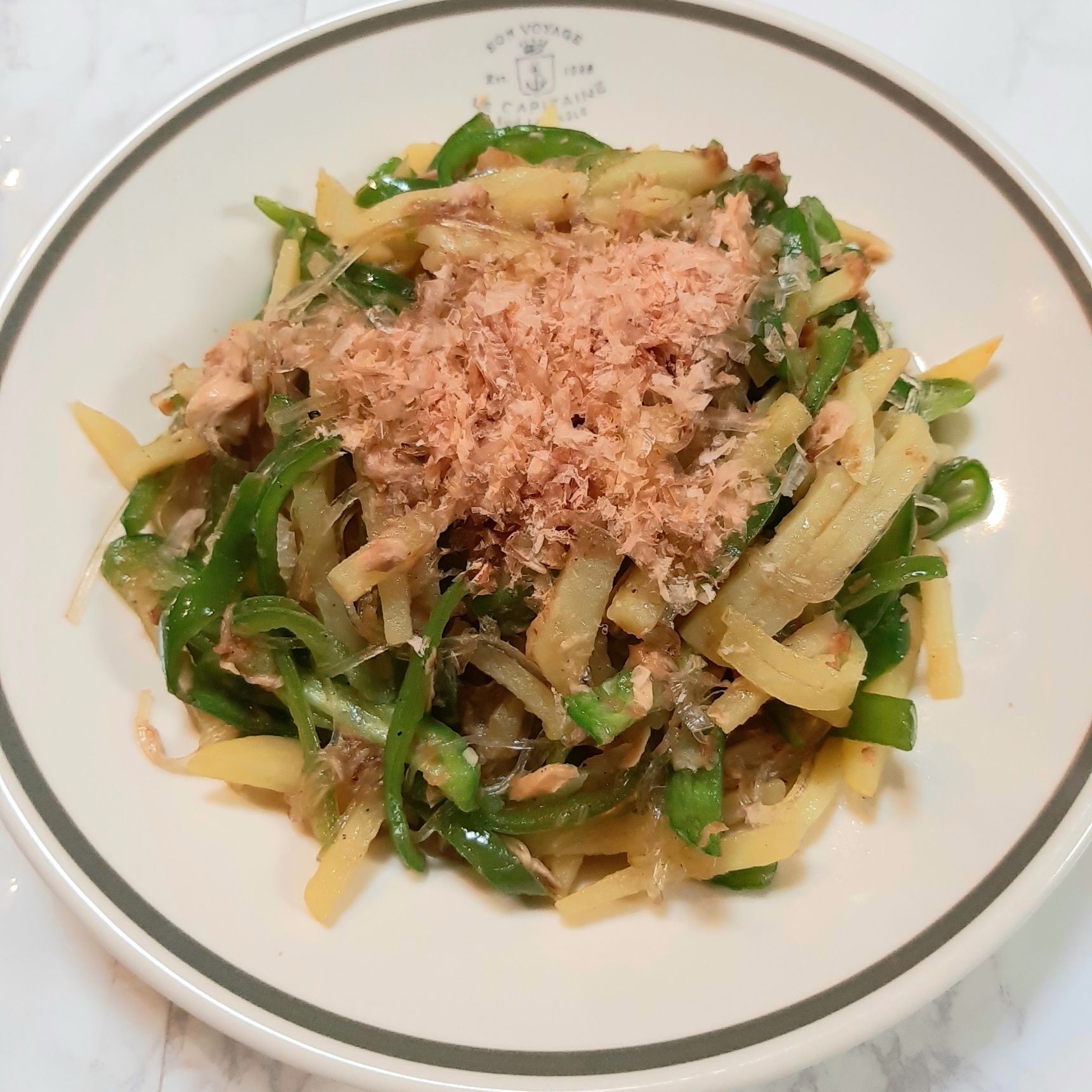 常備野菜で絶品おかず(^^)じゃがいもとピーマンのおかか炒め