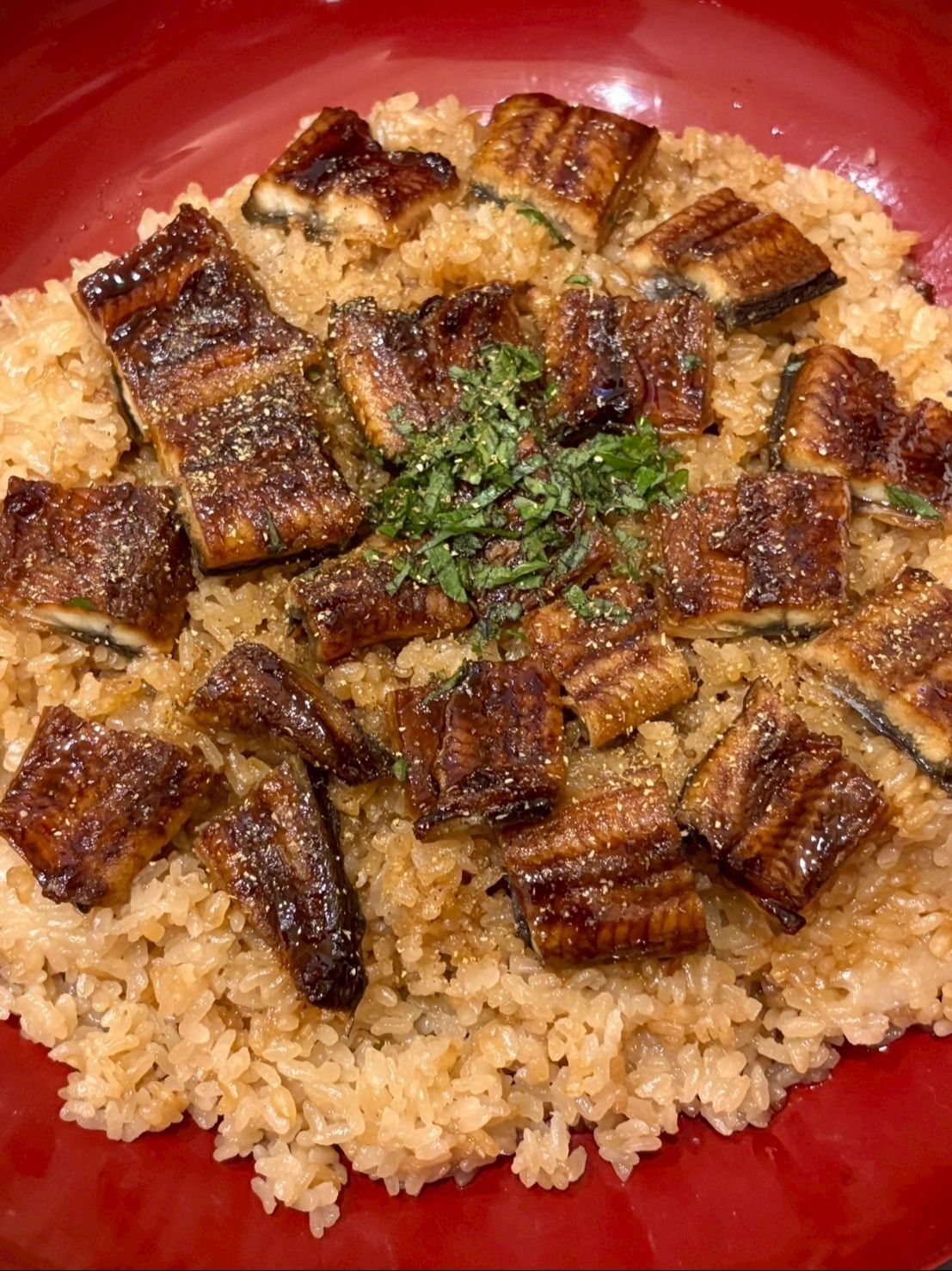 青味に大葉を乗せて、山椒の粉をたっぷりかけてお召し上がりください！