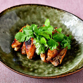 【亜細亜風鶏手羽焼き】便利な野菜だし使用！