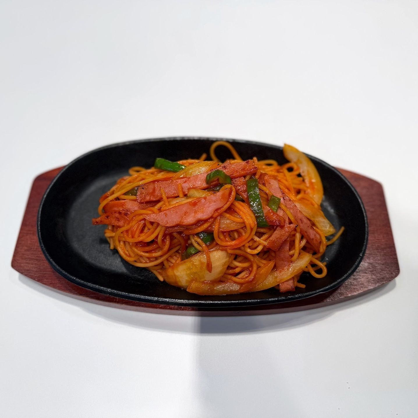 【王道ナポリタンリーグ】スパゲッ亭加良の「鉄板焼ナポリタン」