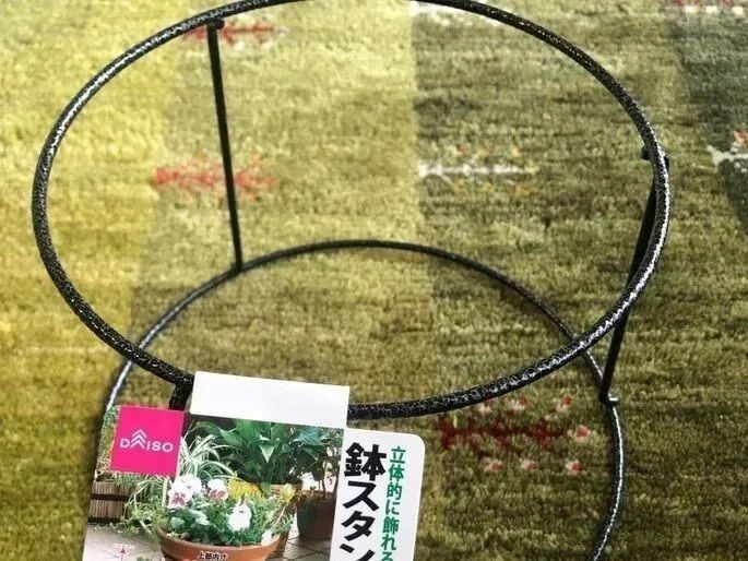 【ダイソー】110円でこの高見え感♡家にあるもので『鉢スタンド』が素敵インテリアに大変身！