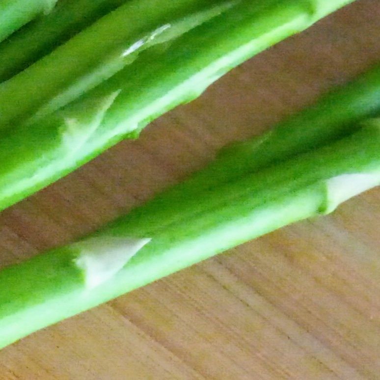 「はかま」にはカリウム・食物繊維そして血圧上昇を抑えるアスパラプチン等の栄養が含まれているのをご存知ですか？