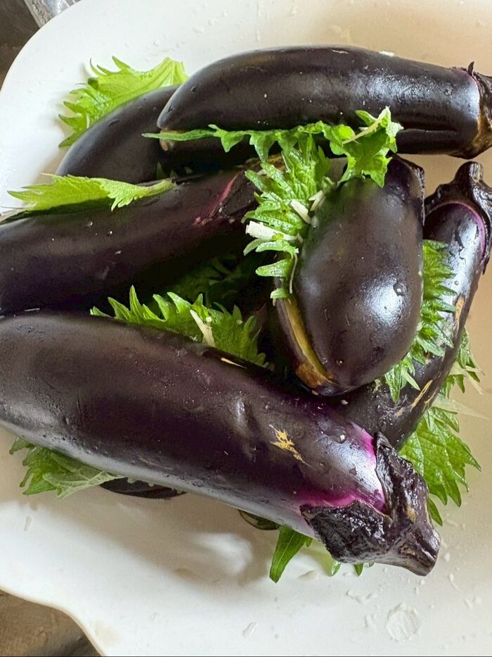 ナスの1本まんま生き作り!|料理のレシピや作り方|暮らしニスタ