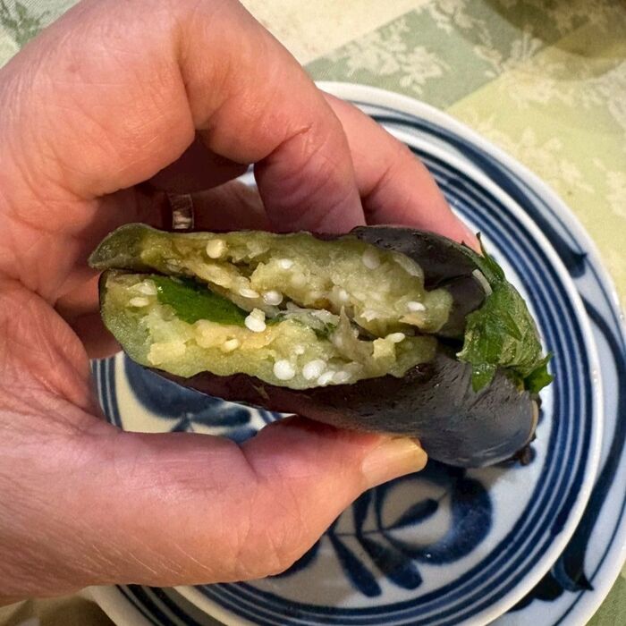 ナスの1本まんま生き作り!|料理のレシピや作り方|暮らしニスタ