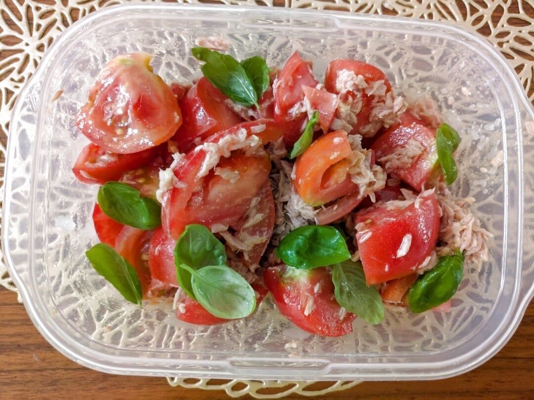 冷やして美味しい！トマトのツナサラダ