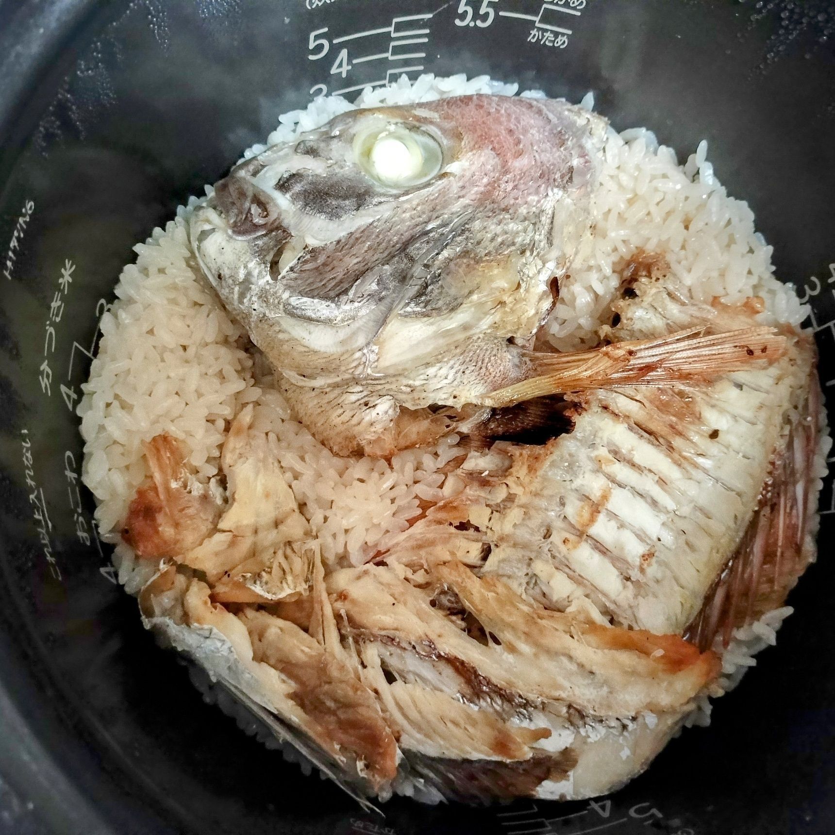 1. 鯛めしを作る