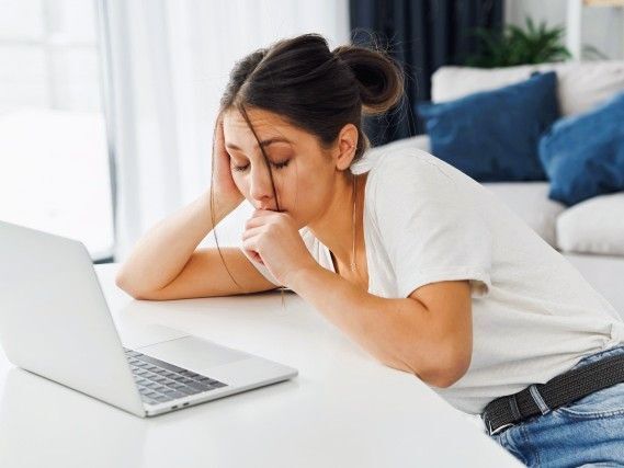 家事中もウトウト…あくびも止まらない。その眠気、放っておかないで！意外な&quot;原因&quot;があるんです