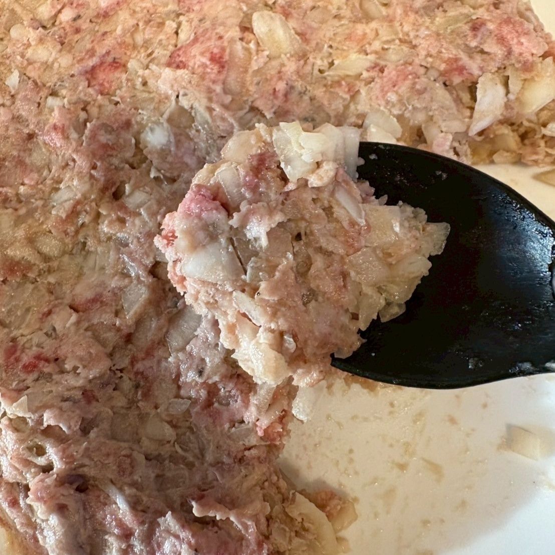 フライパンにオリーブオイルを敷き、スプーンですくって両面焼いていきます。