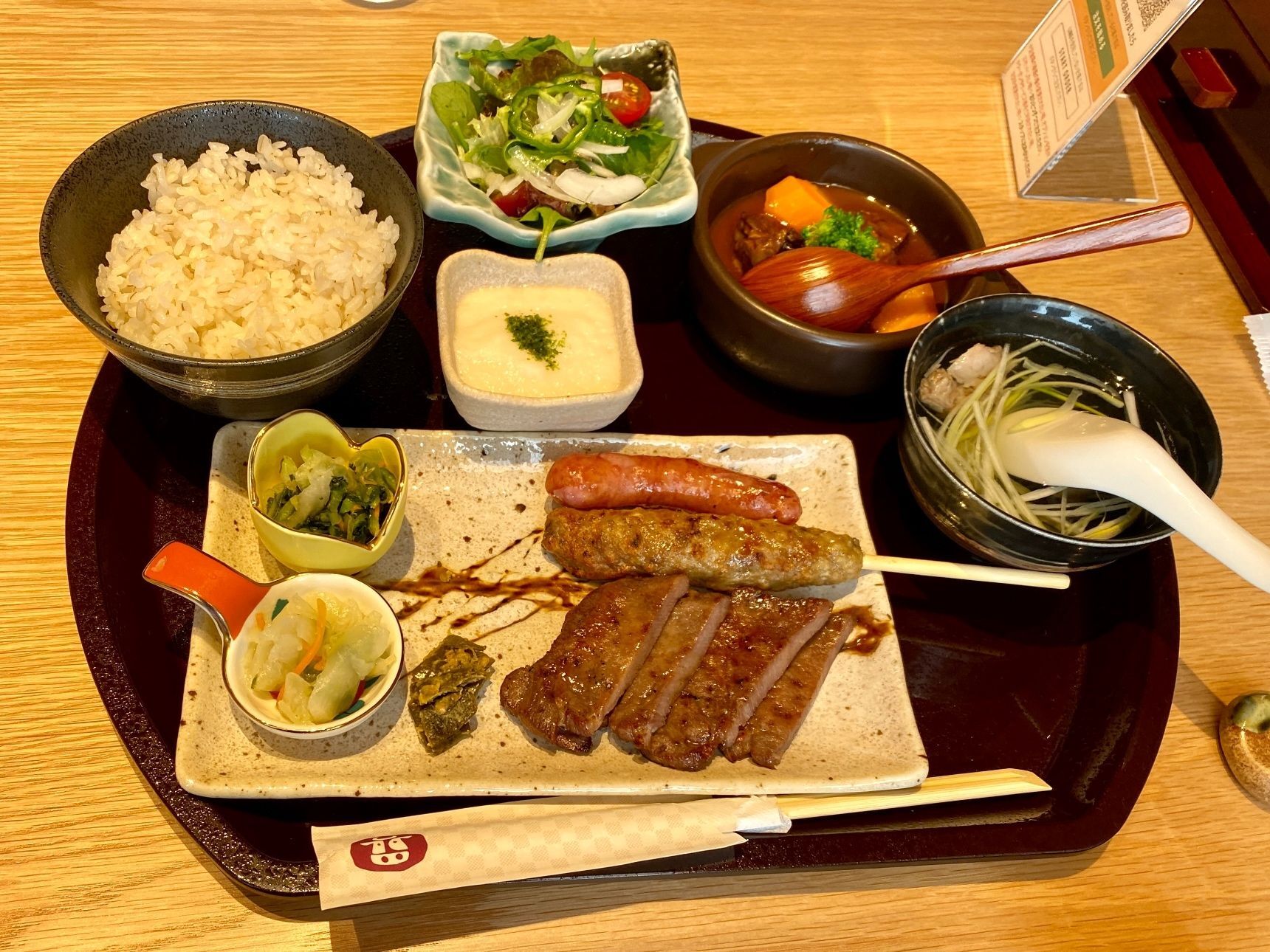 仙台が誇れる名物牛たん！やっぱ美味しいわ〜夏バテ防止にも
