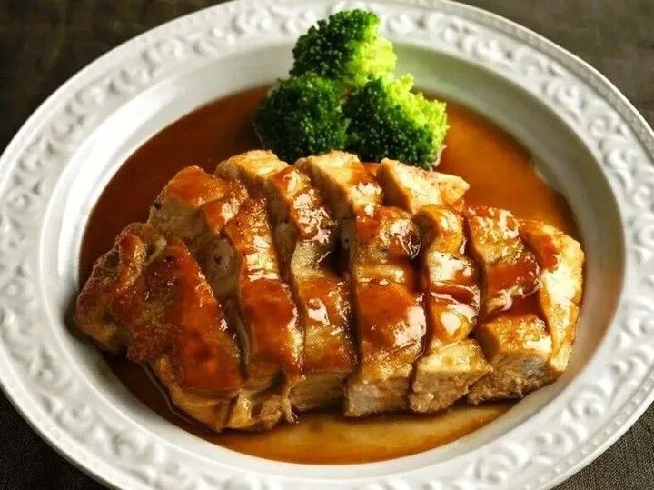 【笠原将弘さん】1枚80円の鶏むねで作る「バターを効かせた照り焼きチキン」が最高♡今日のごちそうはこれで決まり♪