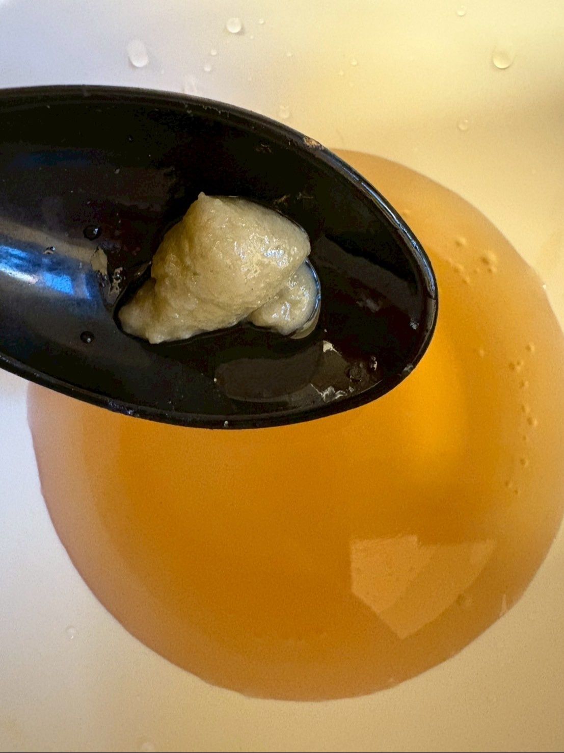 白だしとカンタン酢を合わせて、ワサビをたっぷり加えました！