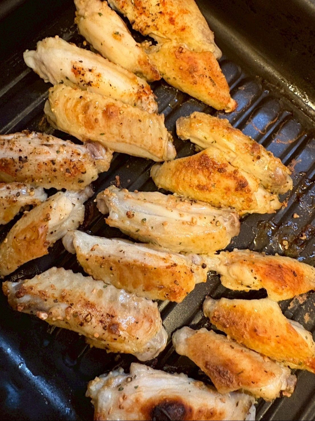すごく美味しいそうな匂いでカリカリに焼けました！