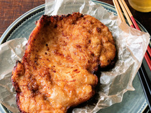 夏にぴったり！【笠原将弘さん】1枚80円の鶏むねで作る「台湾から揚げ」の作り方。かじって美味しい、ピリ辛ジューシーな逸品です！