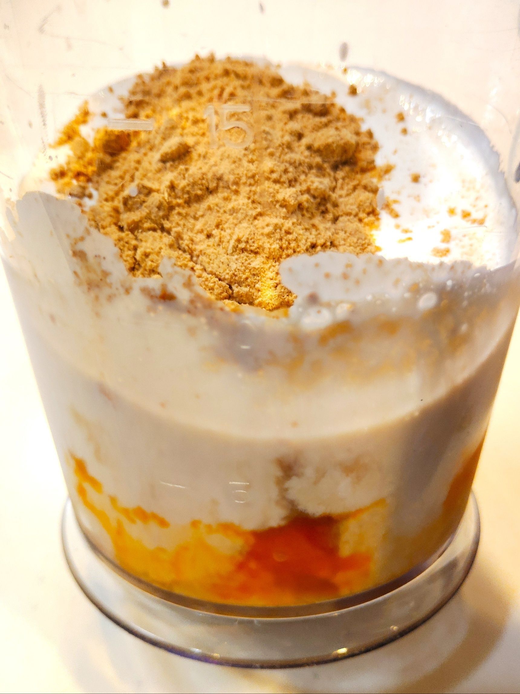 材料を全てホイップ