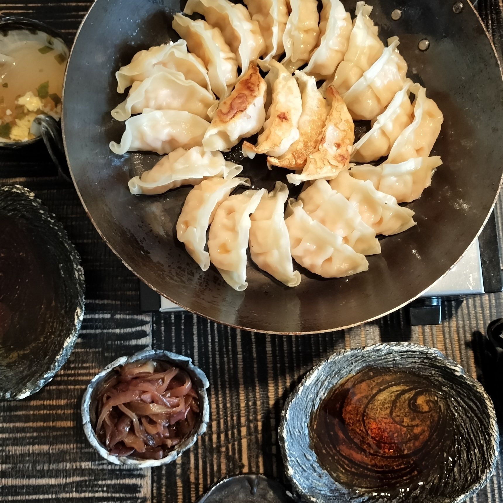 ぷりぷり海老の焼き餃子に合う〜！独特のぷりぷり食感のきのこの海鮮風味の中華風ナムル！中華の箸休めに！