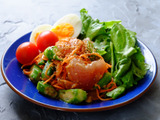 【くらし薬膳】食べる涼薬膳、夏の胃腸にやさしい一皿◎オクラとマグロの中華風サラダ