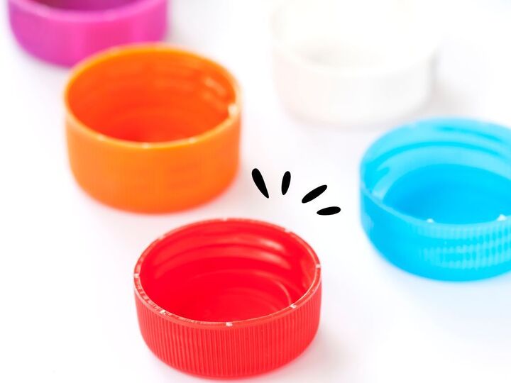 ペットボトルのフタがまさかの「収納アイテム」に大変身!?捨てちゃう前に試してみて♪