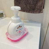 ハンドソープに水たまる問題をヨーグルトのフタで解決！