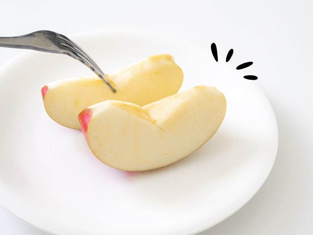 新定番！りんごの変色防止は「塩水」じゃなくてコレ使う♡おいしさが断然アップしますよ！