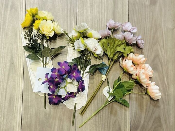 ただ飾るだけじゃもったいない!【100均】造花でおしゃれインテリアができちゃった♡