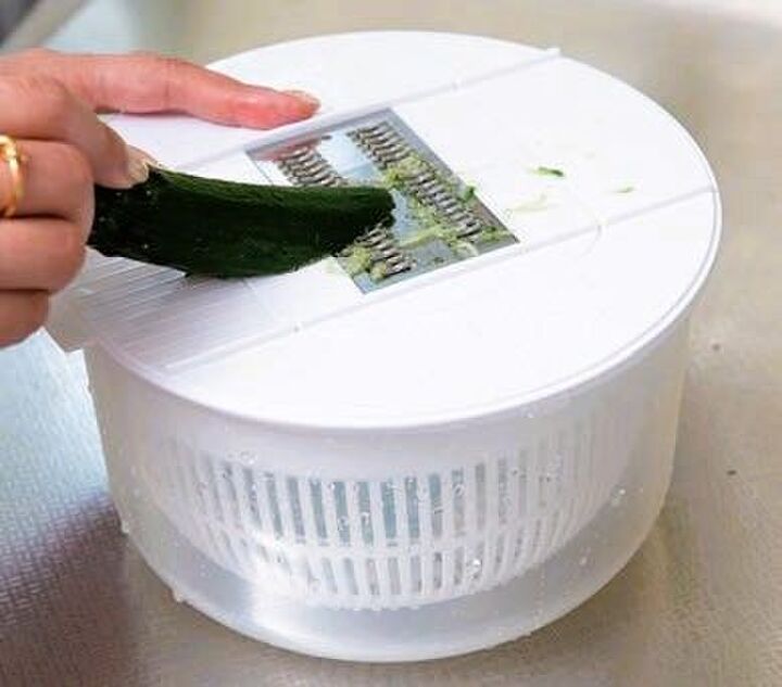 主婦が感動!〈ニトリ〉「1台10役スライサー」が超名品な理由とは?これは絶対買いですよ~♪