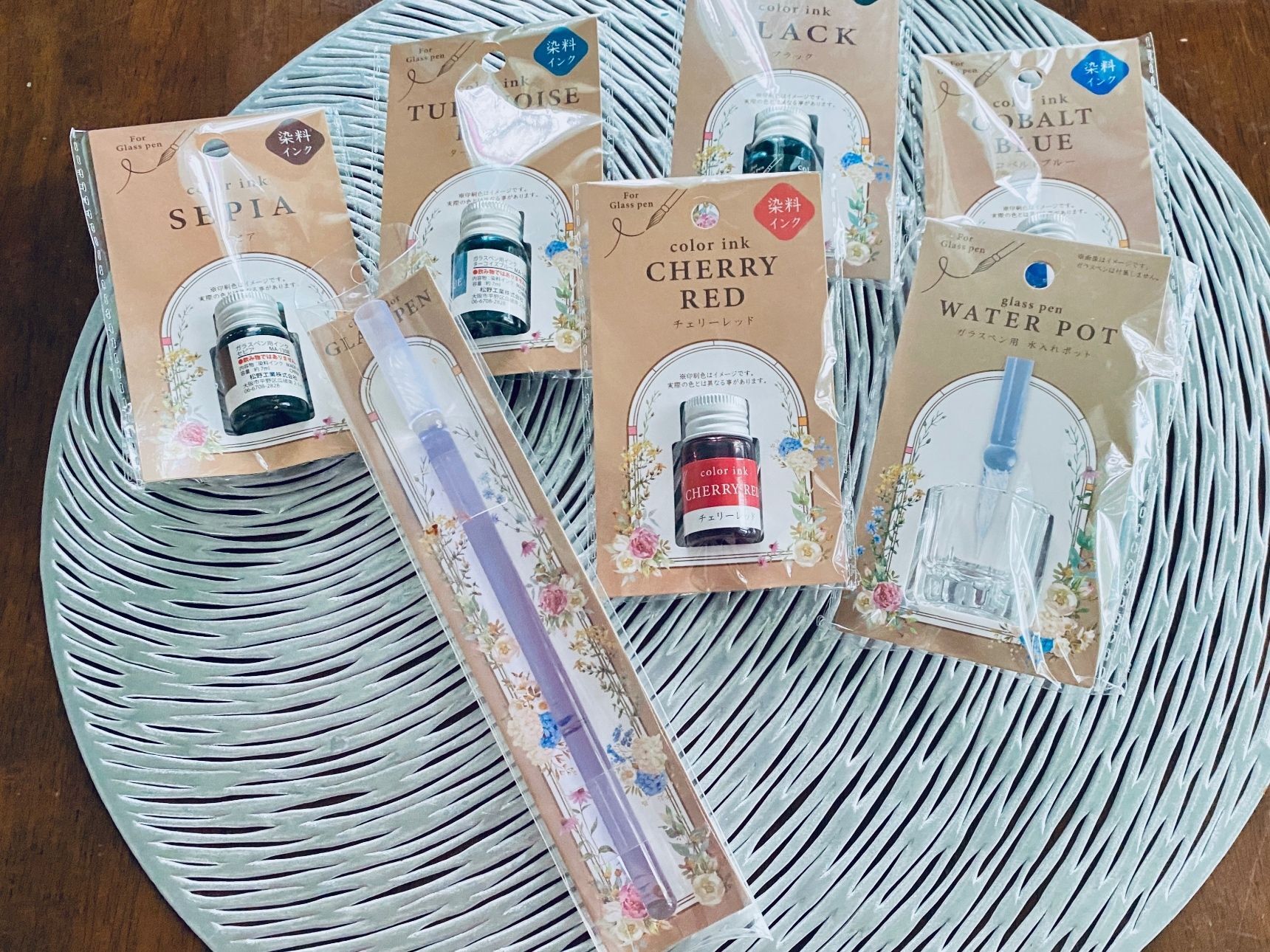 クオリティ高っ！宝石のような「ガラスペン」を！100均でみーつけ！