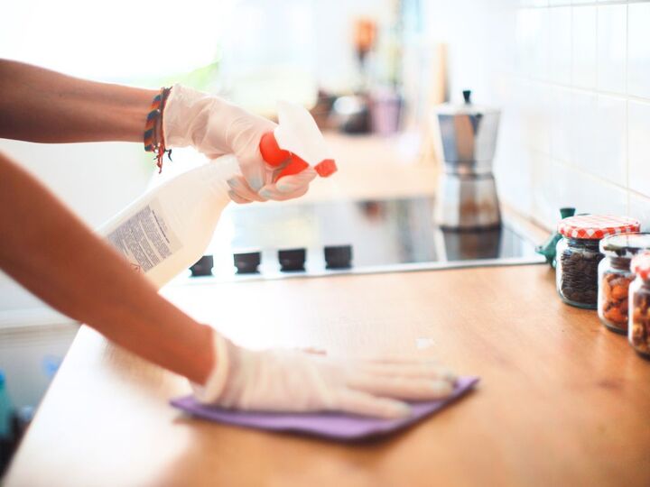 夏の終わりの「ひと仕事」!今こそ一気にやっておきたいお掃除3選【便利グッズで超簡単】