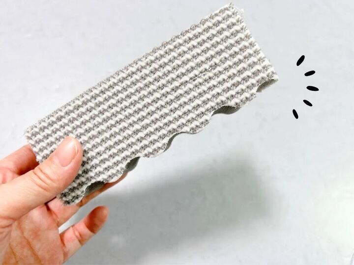 ダイソーで1000円使う人が「絶対買って欲しい〈謎スポンジ〉」3選。不思議なカタチにこそ"秘密"アリ!?