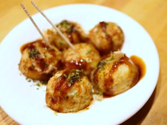 市販の「冷凍たこ焼き」を何倍も美味しく食べる方法。もっと早く知りたかったー！！