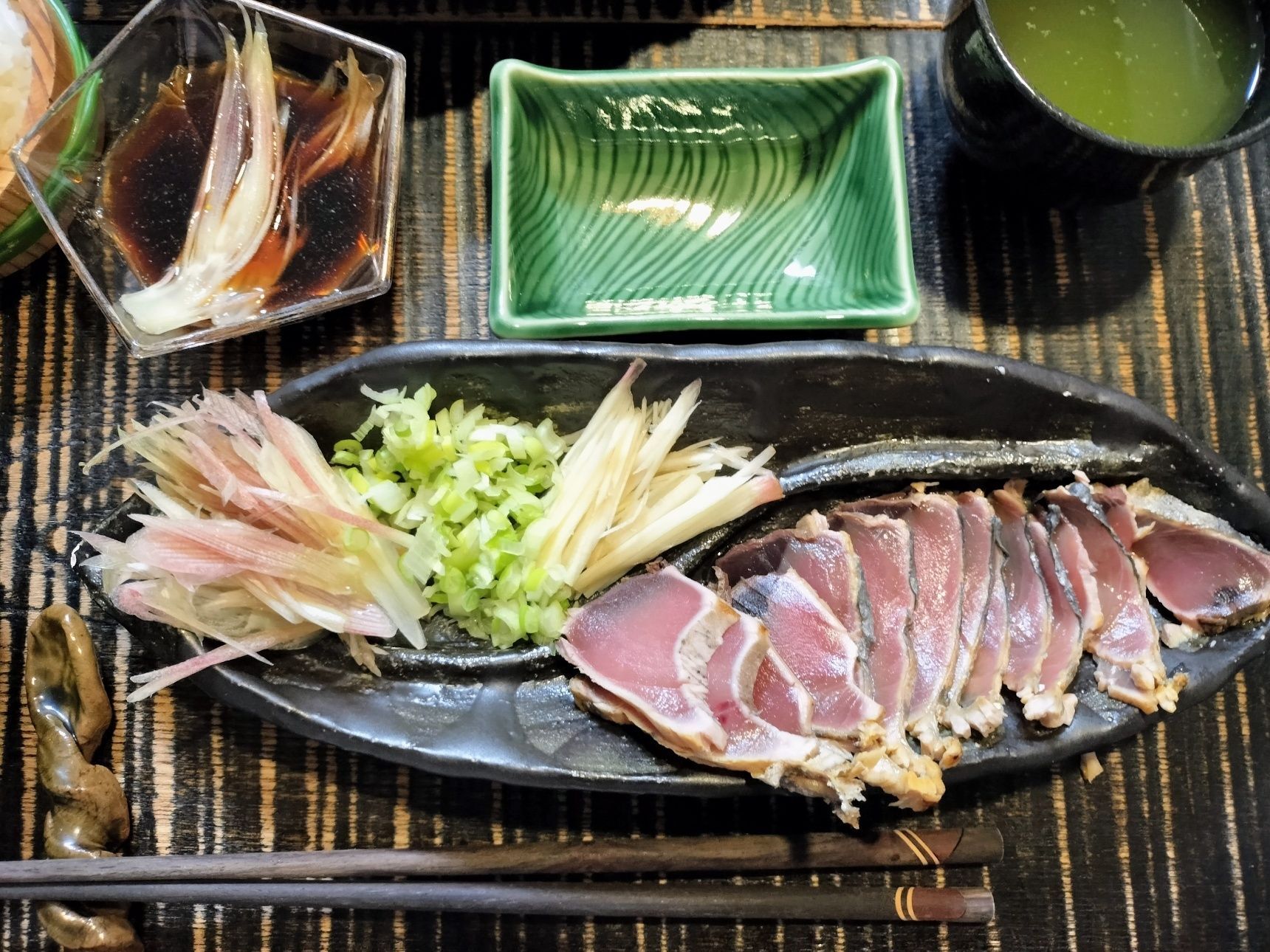 かつおのたたきのタレ！かつおにはかつお！薬味たっぷりタレ！