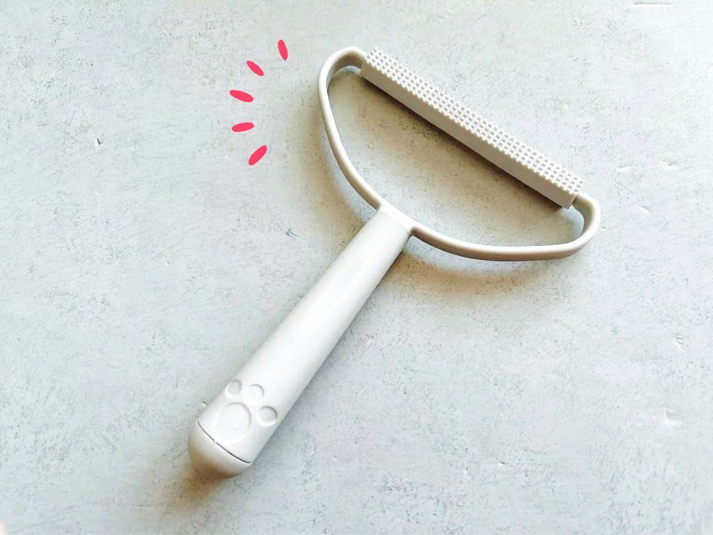 100均で1000円使う人が「絶対買って欲しい〈身だしなみアイテム〉」3選。外出先でもパパッと使えて超便利♡