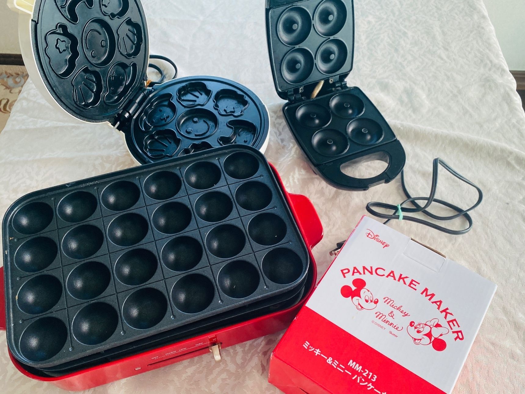 ついつい買ってしまう！おやつ作りに最適・揚げないホットプレート型