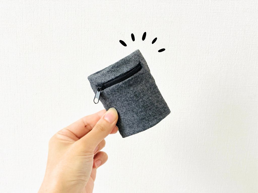 【セリア】小物入れ？かと思いきや…使い方に度肝を抜かれた。バッグどころかポケットもいらないかも～！
