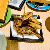 老舗寿司屋で！「骨せんべい」カルシウム補給に最高！食べきれないくらい沢山〜