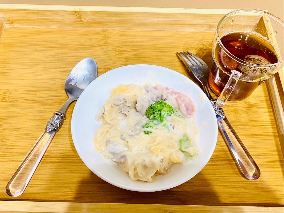 下茹でなし！お鍋ひとつでワンパン素麺クリームパスタ風