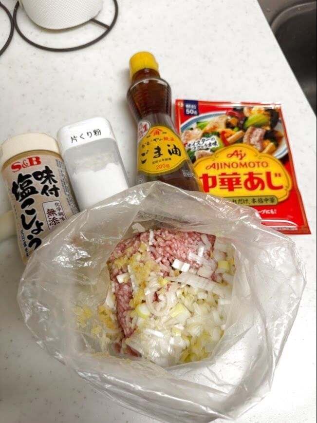 アイラップを使って肉団子の具