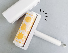 【ダイソー】ただの粘着ローラーではありません！こう見えて『進化系』。発明してくれた人に感謝しかない！