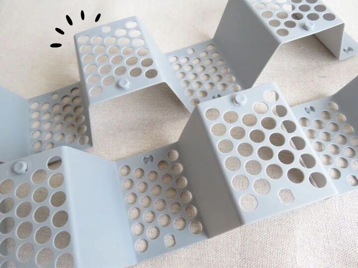 【ダイソー】奇妙なカタチのプレート?実は、衣替えシーズンに役立つ便利アイテムでした♪