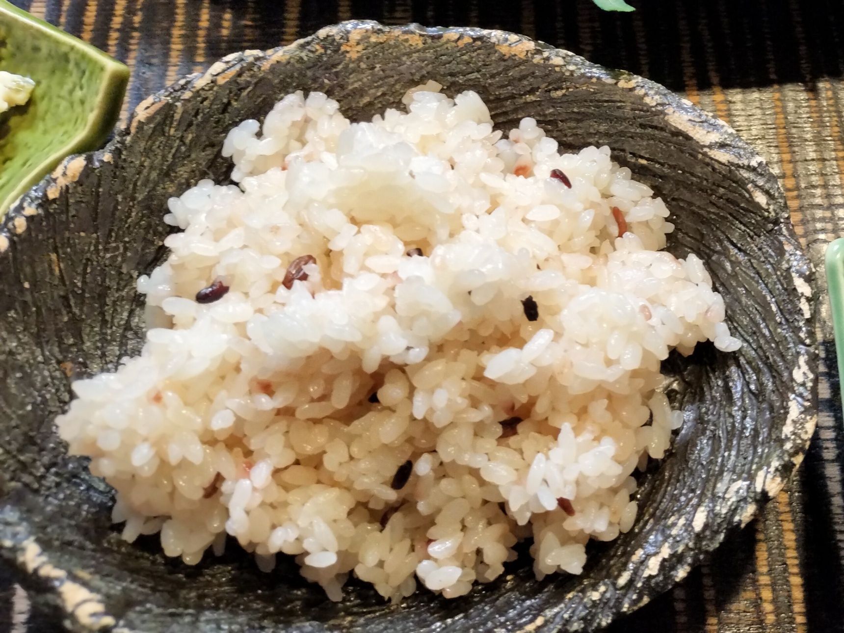 1、器に、ご飯をよそう