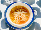 つるんと喉越しなめらか！「ワンタンスープ」