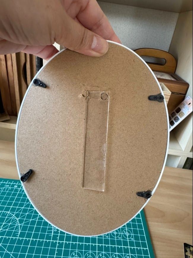 ペタンと貼るだけ